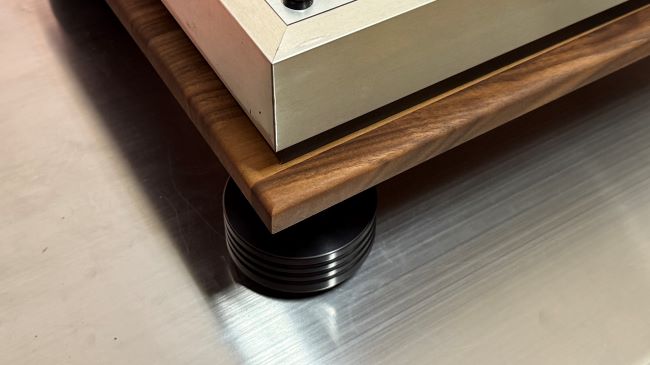 Thorens Turntable Isolation Platform – Mnpctech