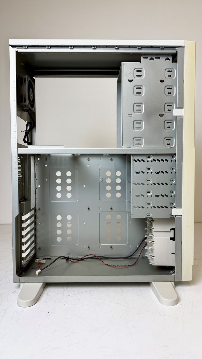 Inwin Q500N Vintage Beige ATX Full Tower Case, Stock – Mnpctech