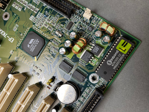 EPOX EP-7KXA SLOT-A Motherboard with AMD-K7 Athlon 600mhz CPU