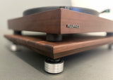 I'm lookin for the best vibration and Isolation platform for my Fluance turntables.